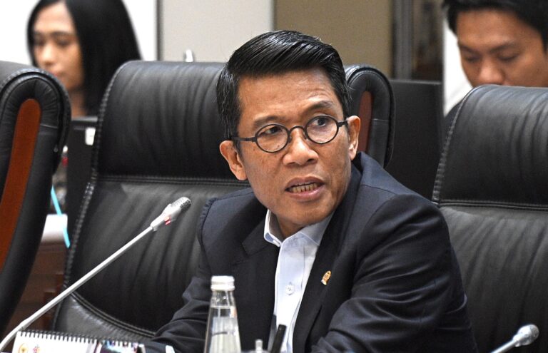Cukai Rokok yang Tinggi Dorong Pelaku Industri kecil Lakukan Praktik Ilegal
