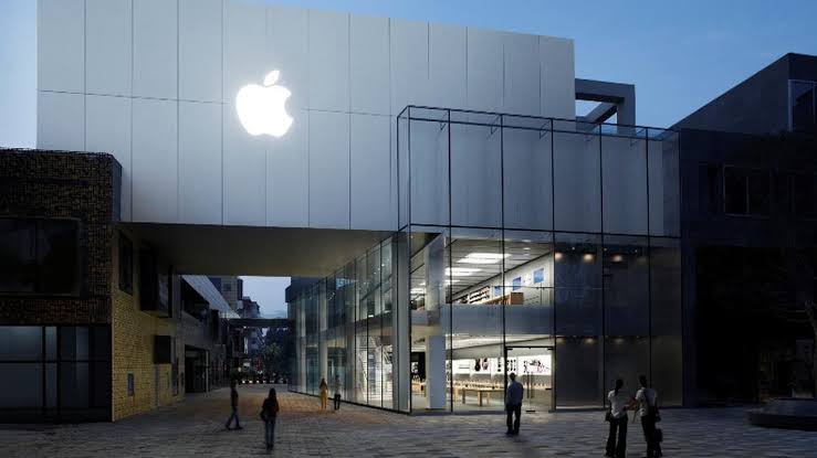 Indonesia Jamin Apple tak Cabut Investasi Usai Tarif Trump