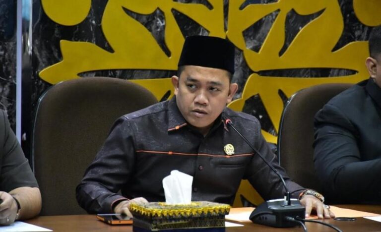 Ini Kata DPRD Pekanbaru Soal Pengadaan Mobil Dinas Wako dan Wawako