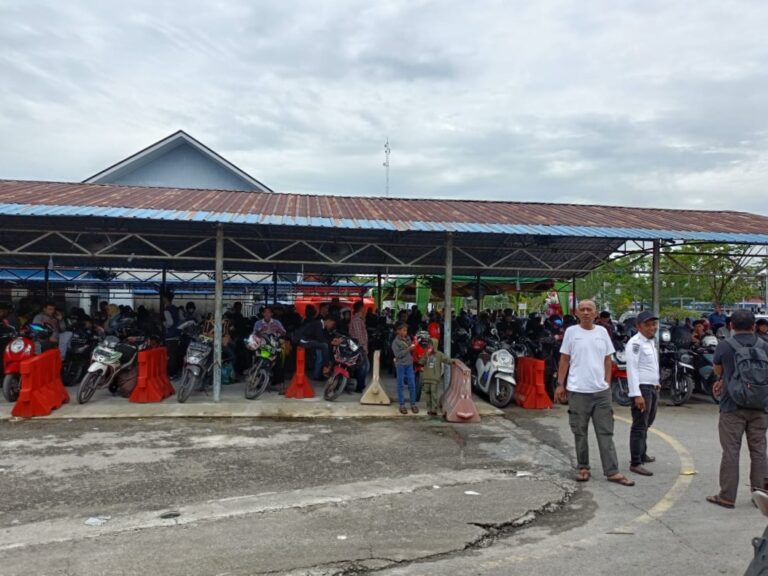 Ini Penjelasan Dishub Bengkalis Soal Antrean Roro