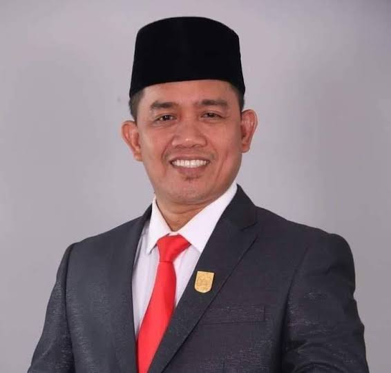 Ketua DPRD Pekanbaru Sebut Mobil Dinas Walikota Dibeli Sebelum Pelantikan