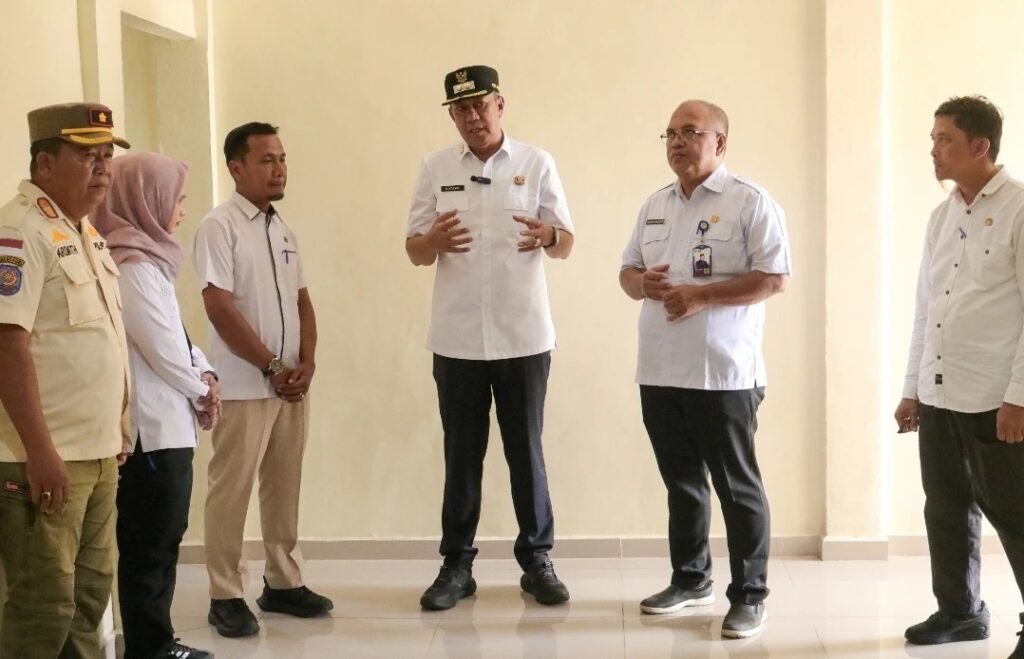 Pasca Libur Lebaran, Wakil Bupati Kepulauan Meranti Sidak Kantor Camat, Kelurahan dan Sekolah