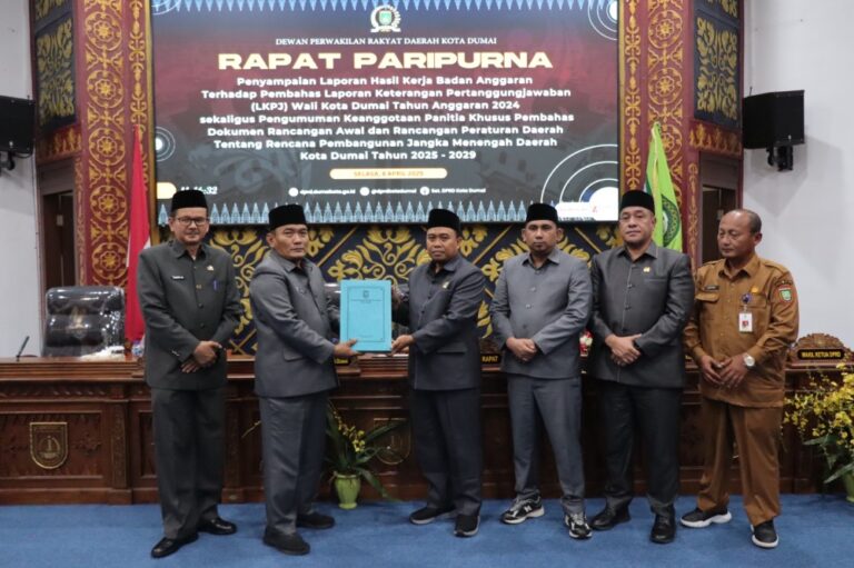 Pemko Dumai Apresiasi Laporan Hasil Kerja Banggar Terhadap LKPJ Wali Kota Dumai TA 2024