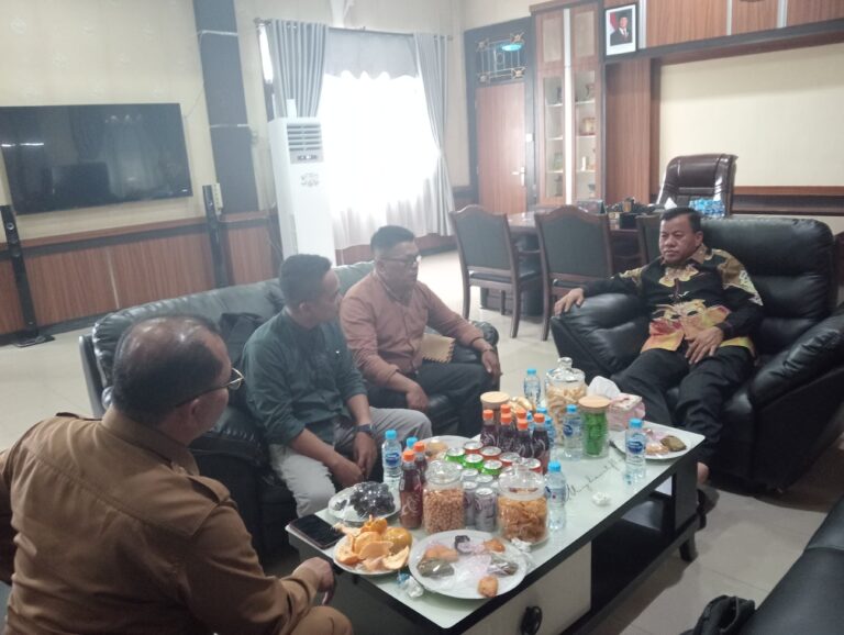 Peringatan May Day 2025 di Kuansing, Bupati Suhardiman Akan Berikan Hadiah Tiket Umrah