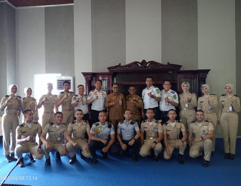 Sekda Rohil Terima Kunjungan Taruna PTDI-STTD Pasca Idulfitri