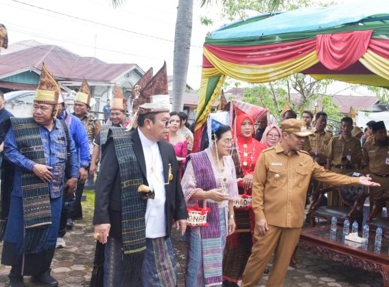 Wabup Bagus Santoso Dampingi Wali Kota Wesly Silalahi Ziarah Makam Raja Sang Naualuh Damanik