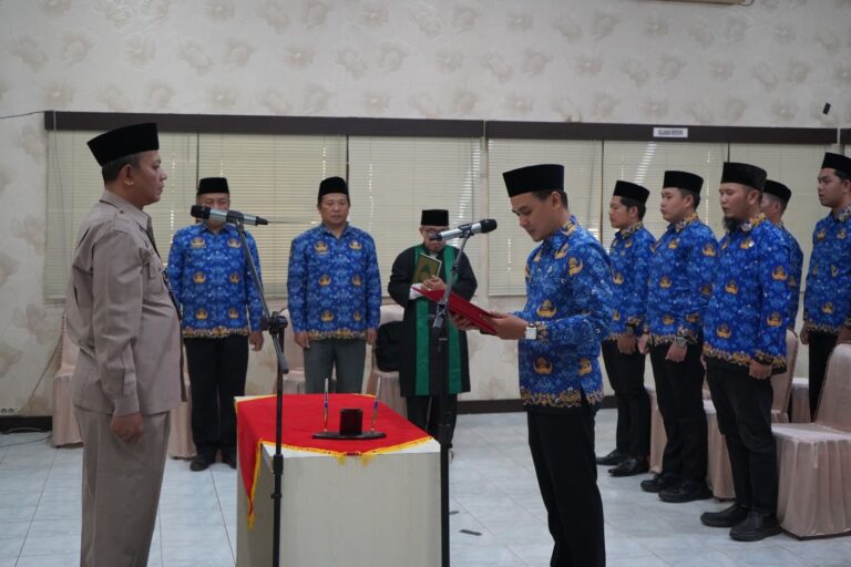14 Pejabat di Lingkungan Pemkab Inhil Dilantik