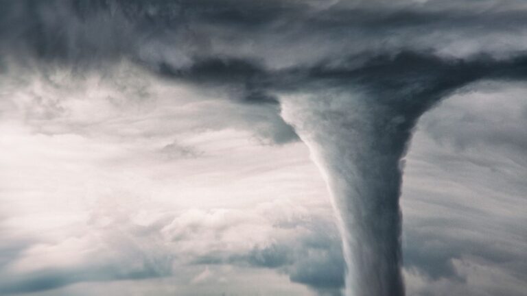 21 Orang Menjadi Korban Tornado di AS