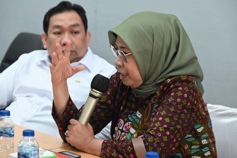 Barang Impor di Pusat Logistik Berikat Menjadi Ancaman Industri Domestik