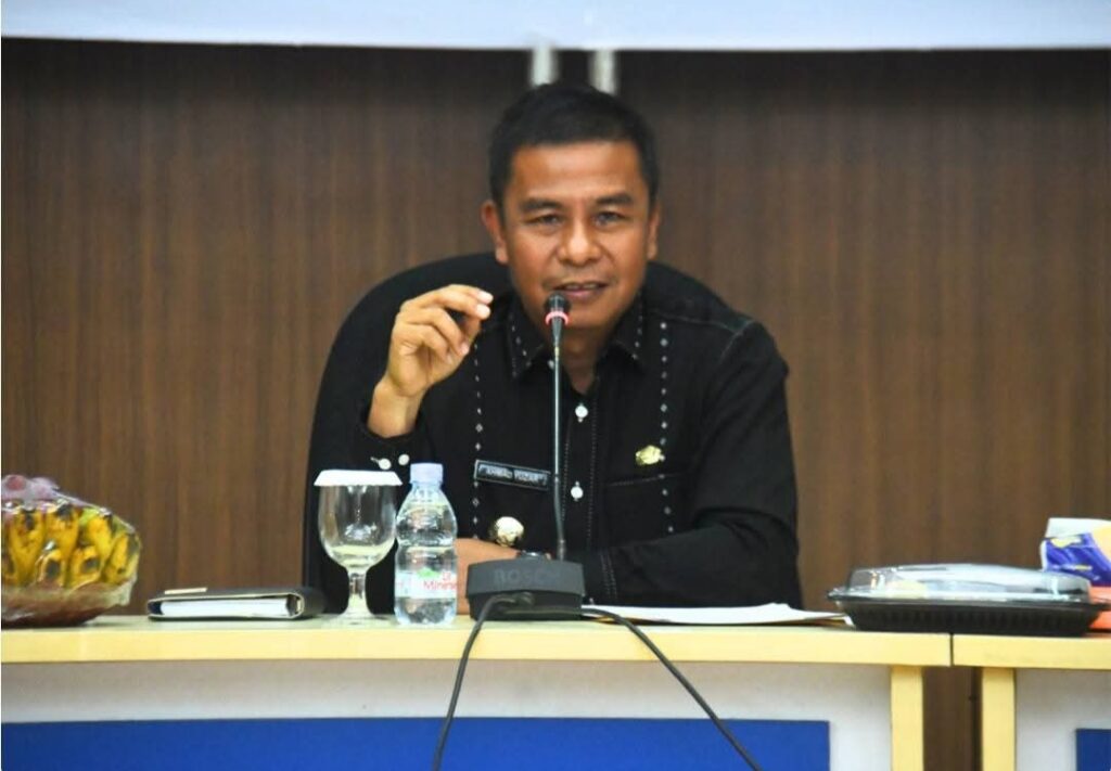 Bupati Yuzar Di Hadapan Ratusan Kades: Siapapun Bisa Dicopot
