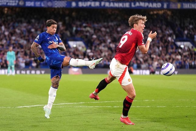 Chelsea 1-0 MU, Gol Marc Cucurella tak Dibalas
