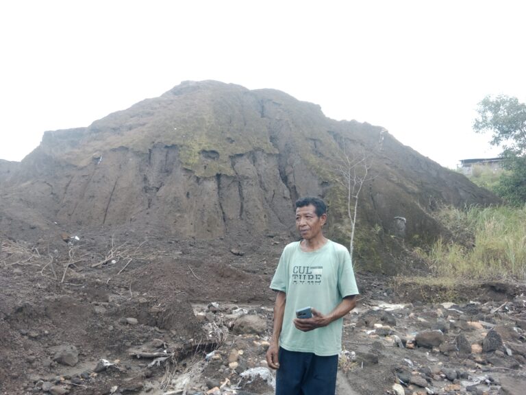 Keluhkan Limbah PLTU Tenayan, Banyak Tanaman Warga Mati