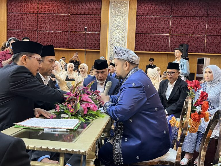 Pernikahan Wendoky Putra Basko dan Beby Shakira Valeria: Mahar Seperangkat Perhiasan Berlian 6,55 Gr