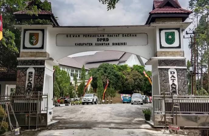 Sekwan DPRD Kuansing Rincikan Anggaran Makan Minum Capai Rp3,7 Miliar