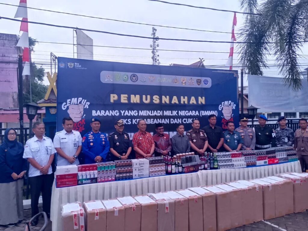Bea Cukai Tembilahan Musnahkan Barang Ilegal Senilai Rp7,6 Miliar