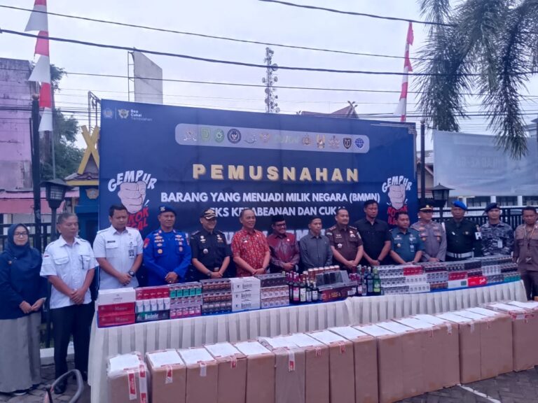 Bea Cukai Tembilahan Musnahkan Barang Ilegal Senilai Rp7,6 Miliar