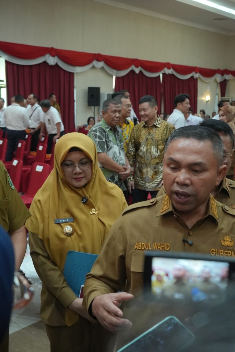 Bupati Afni Minta Peran Aktif Dunia Usaha Bangun Jalan dan Lingkungan Sosial di Siak