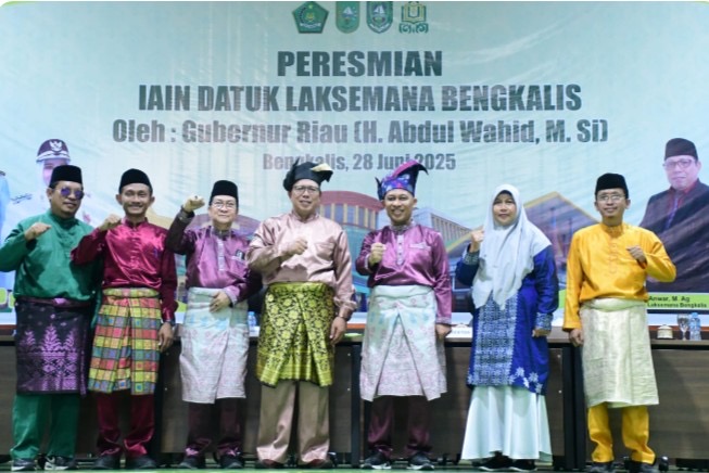 Bupati Kasmarni Resmikan Peralihan Status Jadi IAIN Datuk Laksemana