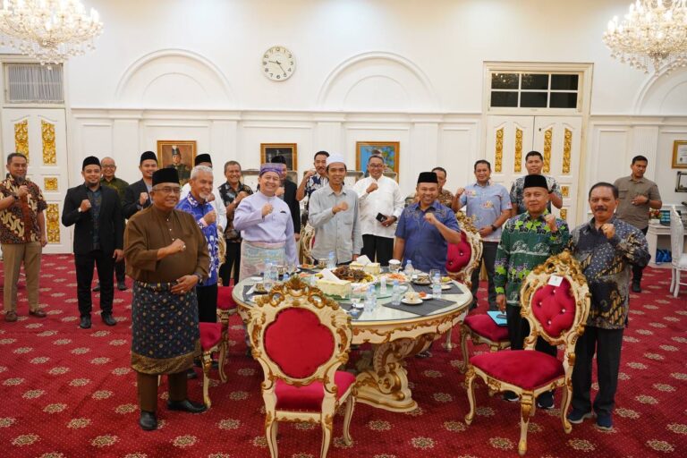 Gubri Wahid Bahagia Kedatangan Setiausaha Menteri Undang-undang dan Parlimen Malaysia