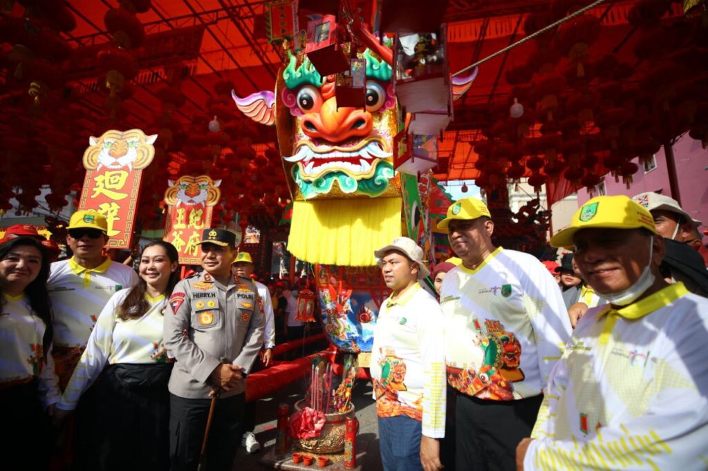 Gubri Wahid Hadiri Bakar Tongkang 2025: Warisan Budaya yang Menyatukan