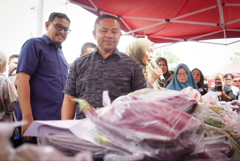 Gubri Wahid Resmikan Kios Pangan Kebangsaan: Harga Sampai dengan Harga Terjangkau