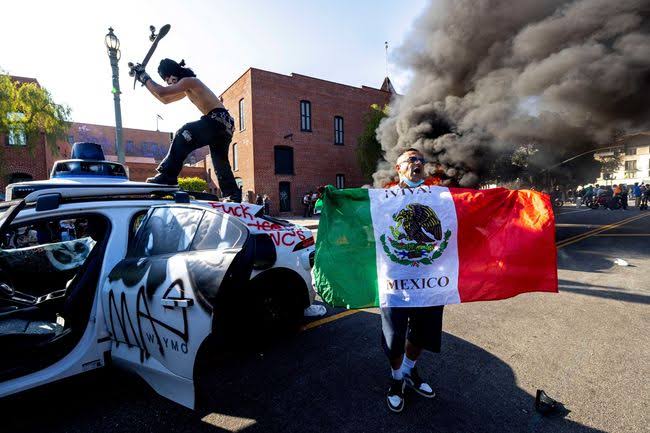 Ketegangan Pengunjuk Rasa dan Kepolisian di Los Angeles
