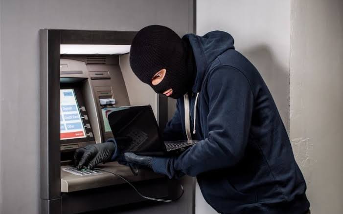 Pembobol Mesin ATM Bank Sulselbar Diringkus: Pelaku Satpam Bank