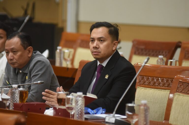 Penyuapan Hakim Dalam Kasus Korupsi Ekspor CP Telah Cederai Sistem Peradilan
