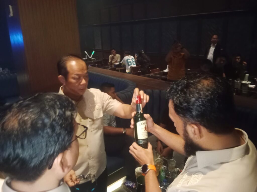Satpol PP Sebut tak Bisa Tutup Live House