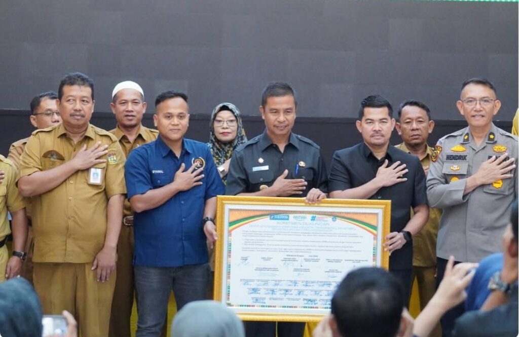 Teken Pakta Integritas SPMB, Bupati Ahmad Yuzar: Komitmen Transparansi dan Adil