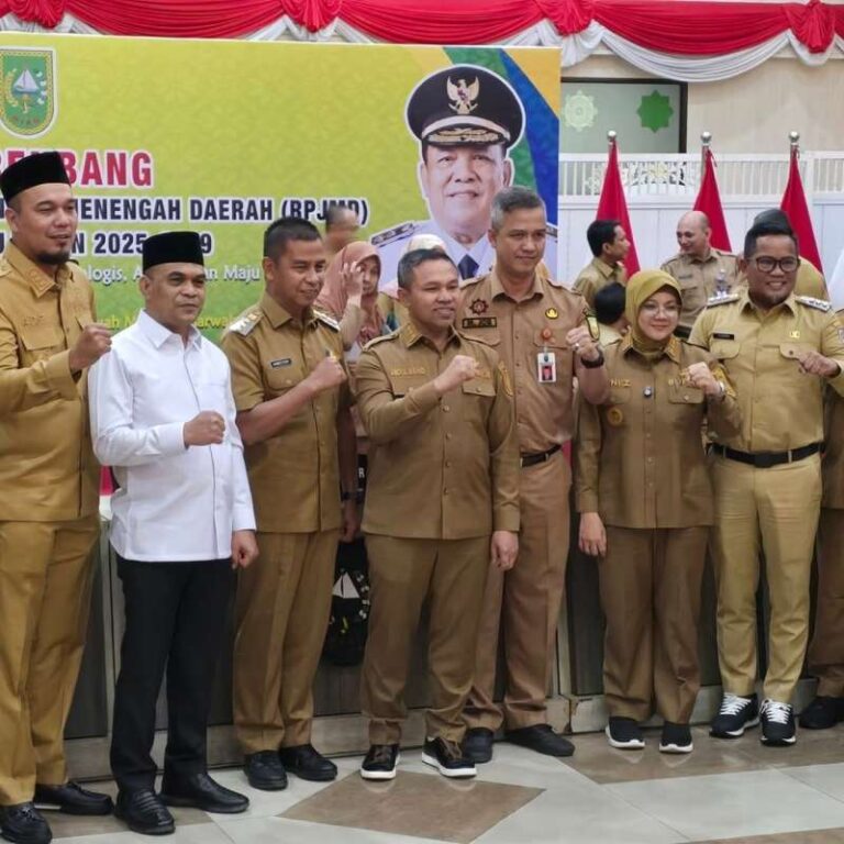 Bupati Zukri Dorong Percepatan Pembangunan Jalan Lintas Bono dan Pusat Wisata