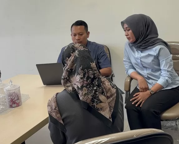 Dugaan Penipuan Investasi Kosmetik, Tersangka NS Ditahan Ditreskrimum Polda Riau